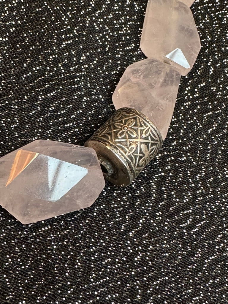 ROSA QUARTZ NECKLACE