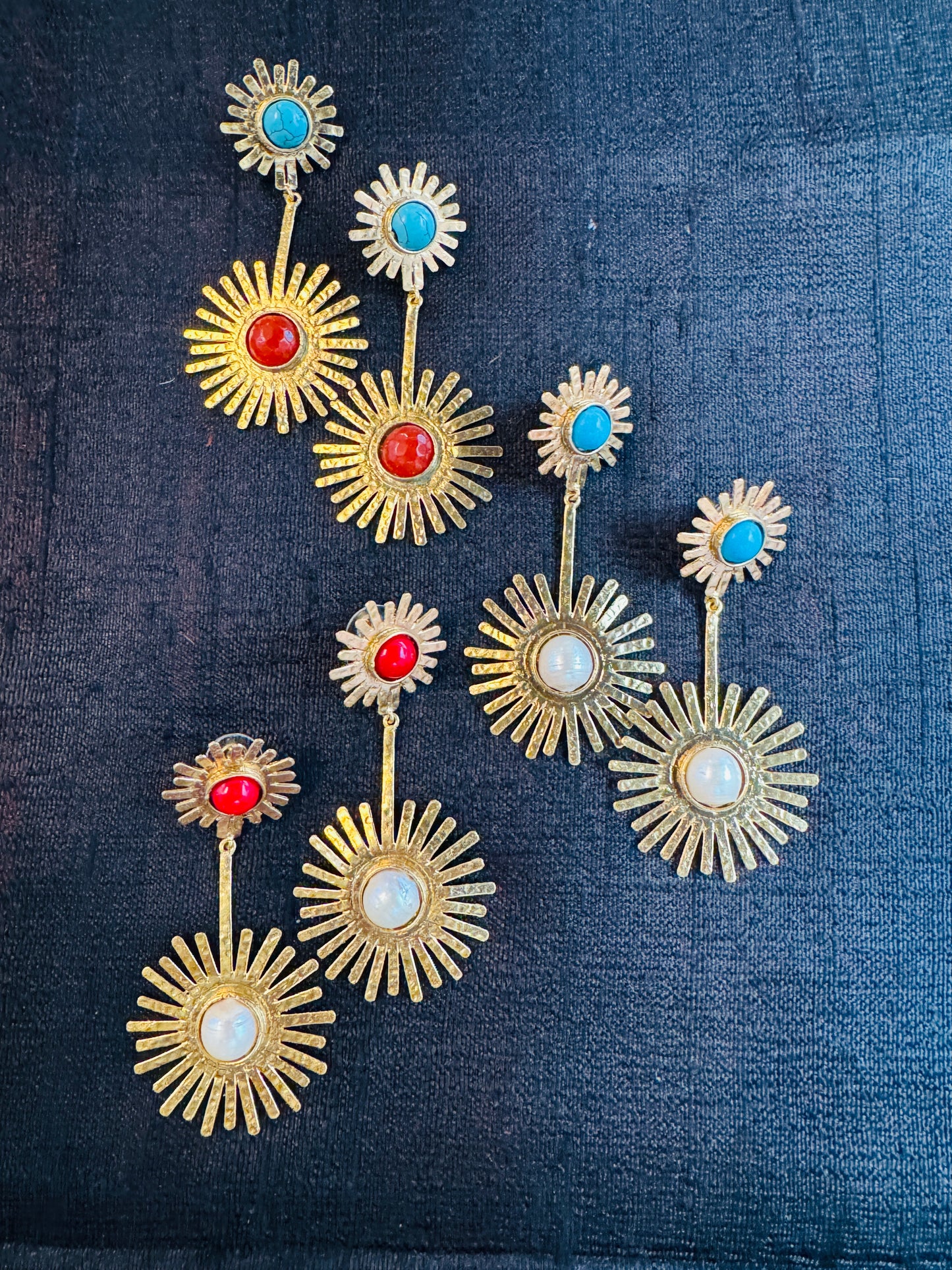 FRESH AS A DAISY EARRINGS