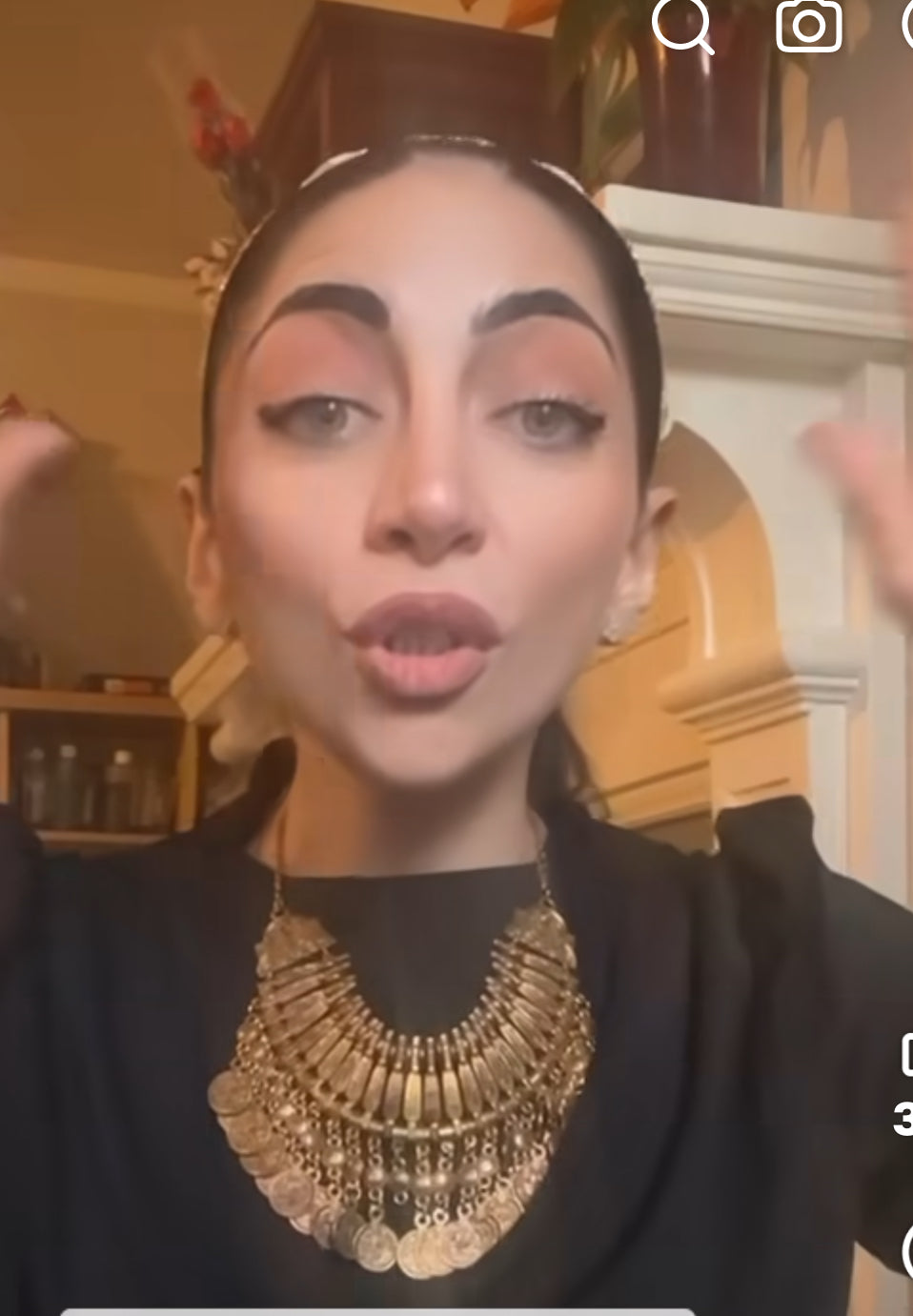 BOUNTY OF BRASS NECKLACES