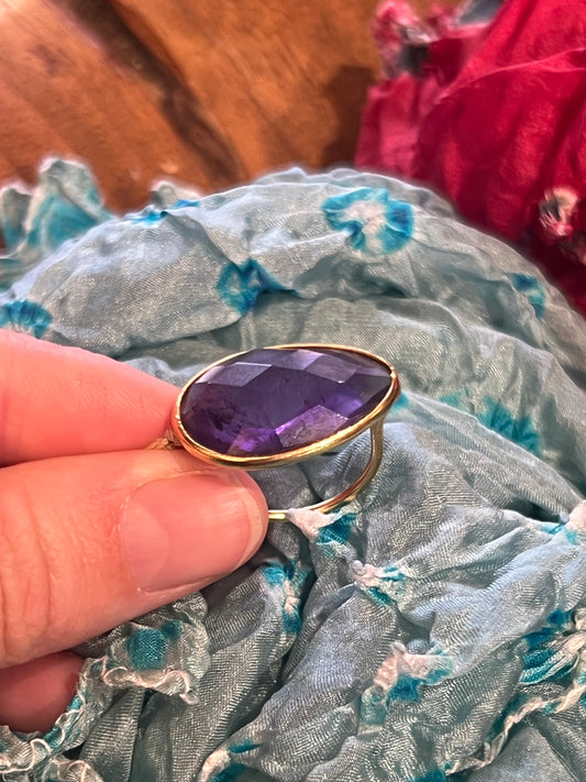 AMETHYST ALMOND SHAPE RING