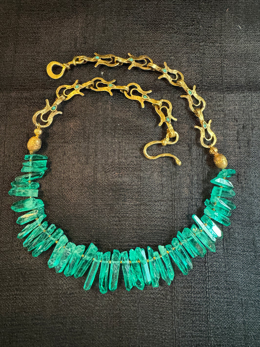 AQUA ROUGH ROCK CRYSTAL COLLAR & EARRINGS