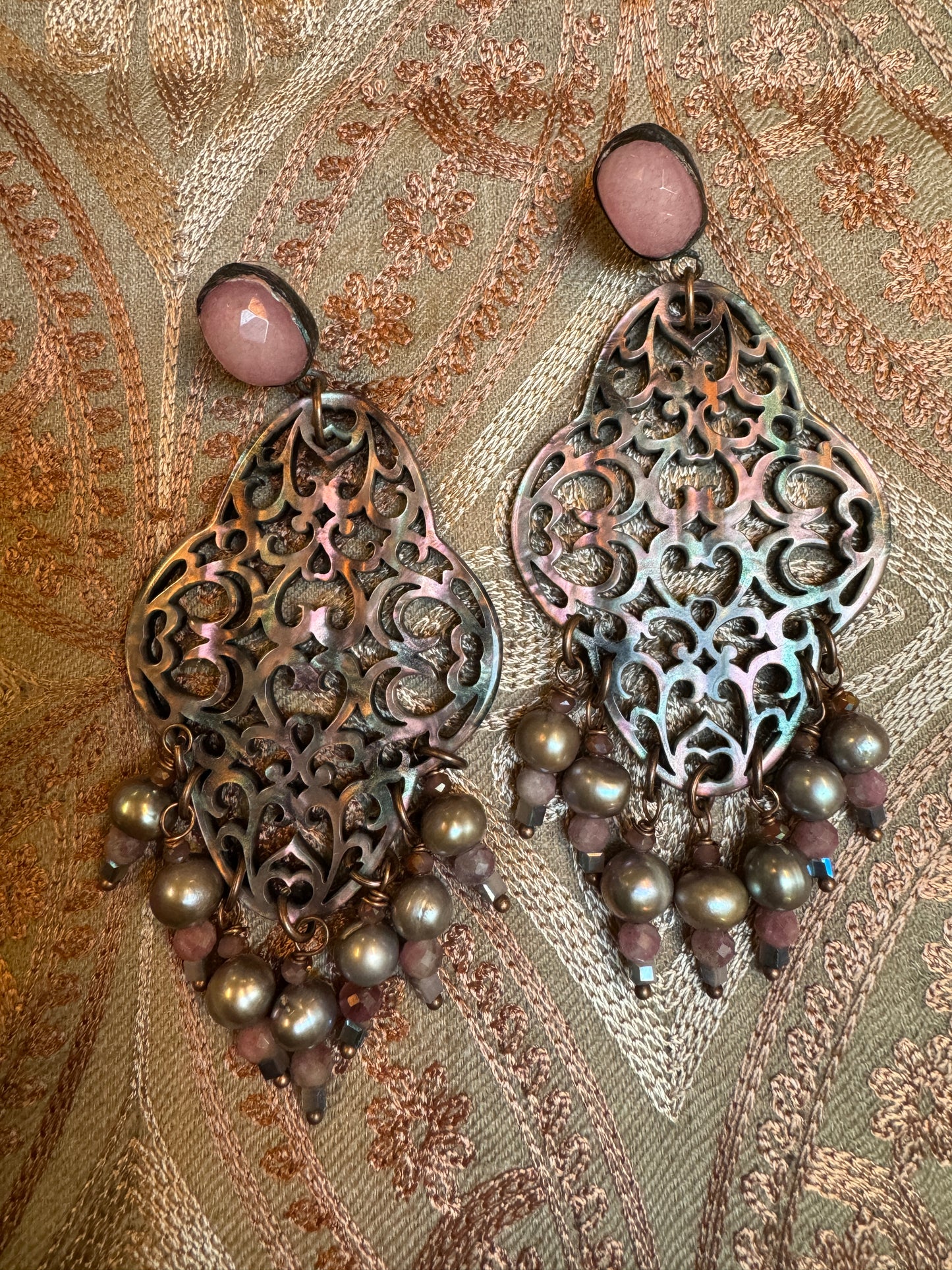 PEARLESCENT CHANDELIER EARRINGS