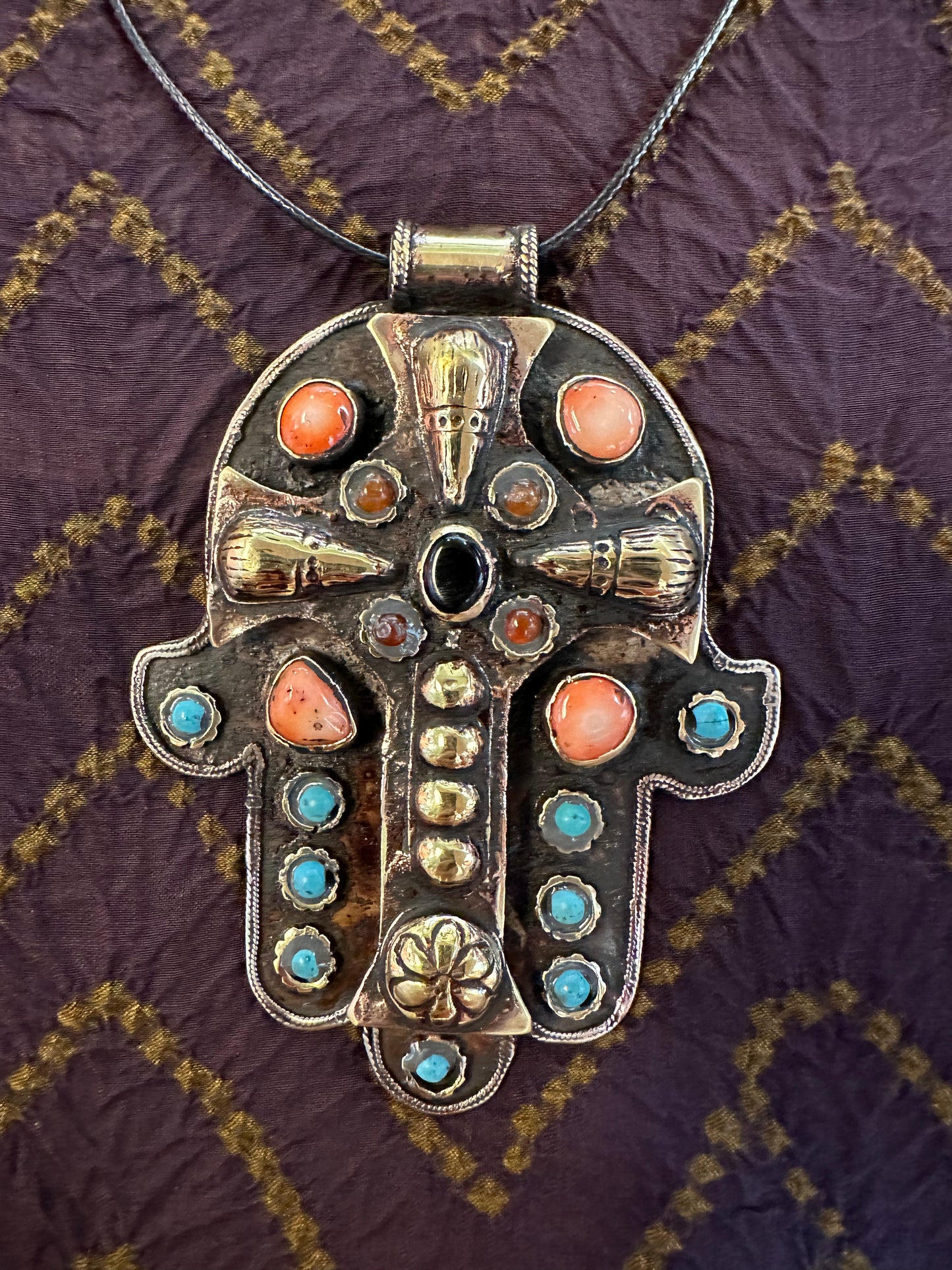 CROSS IN HAMSA PENDANT