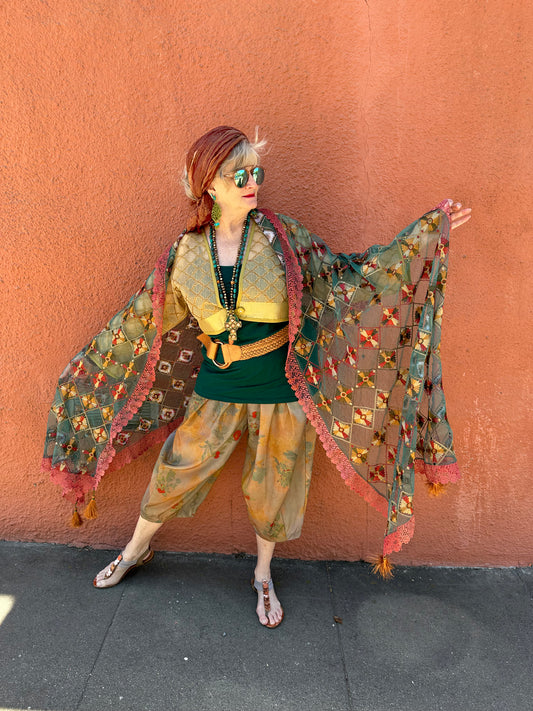 OLD GOLD OGEE BOLERO