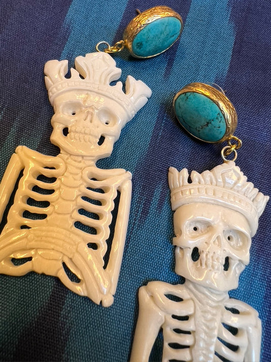 SKELETON QUEEN EARRINGS