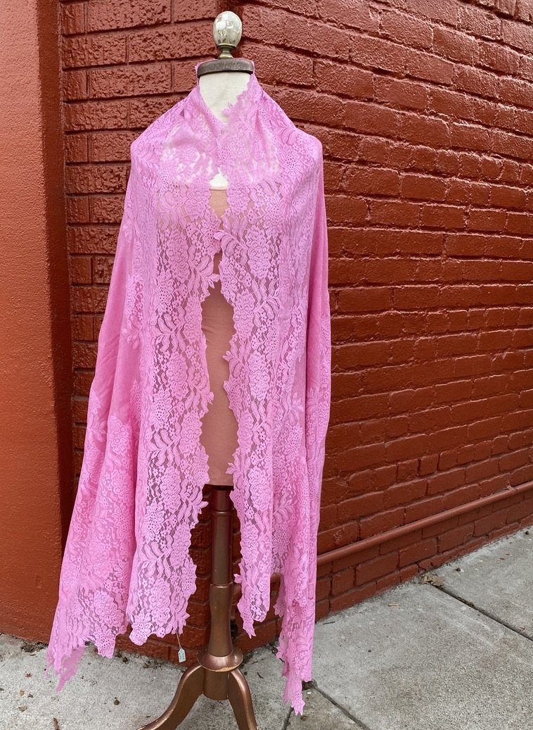 Soft Pashmina Lace Shawl wool rose pink Andrea Serrahn Serrahna