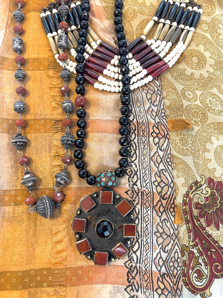 CARNELIAN ZENA PENDANT & ONYX NECKLACE