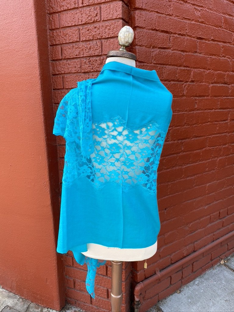 Soft Pashmina Lace Shawl wool turquoise Andrea Serrahn Serrahna