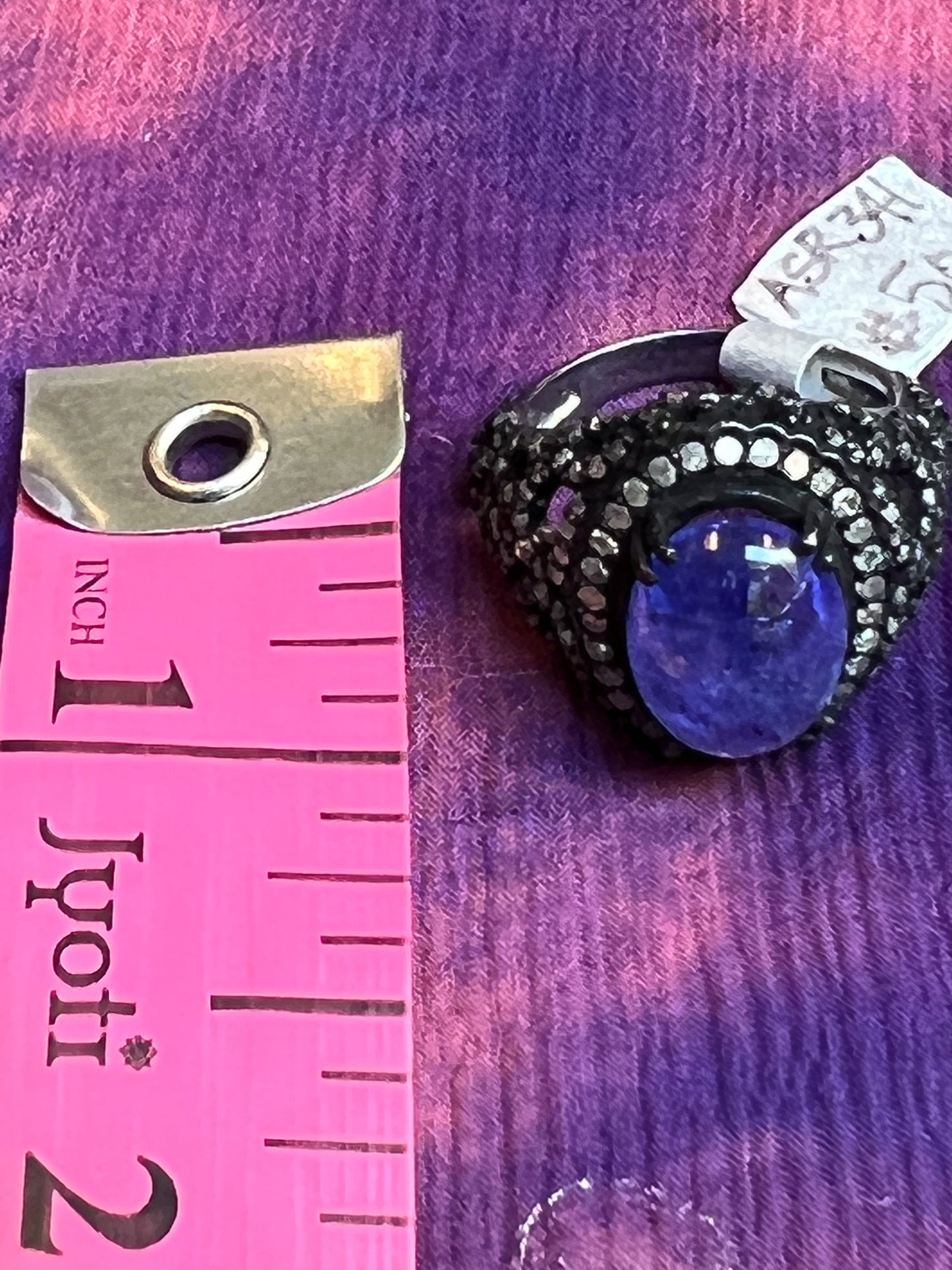 TANZANITE CABOCHON DIAMOND PAVE RING