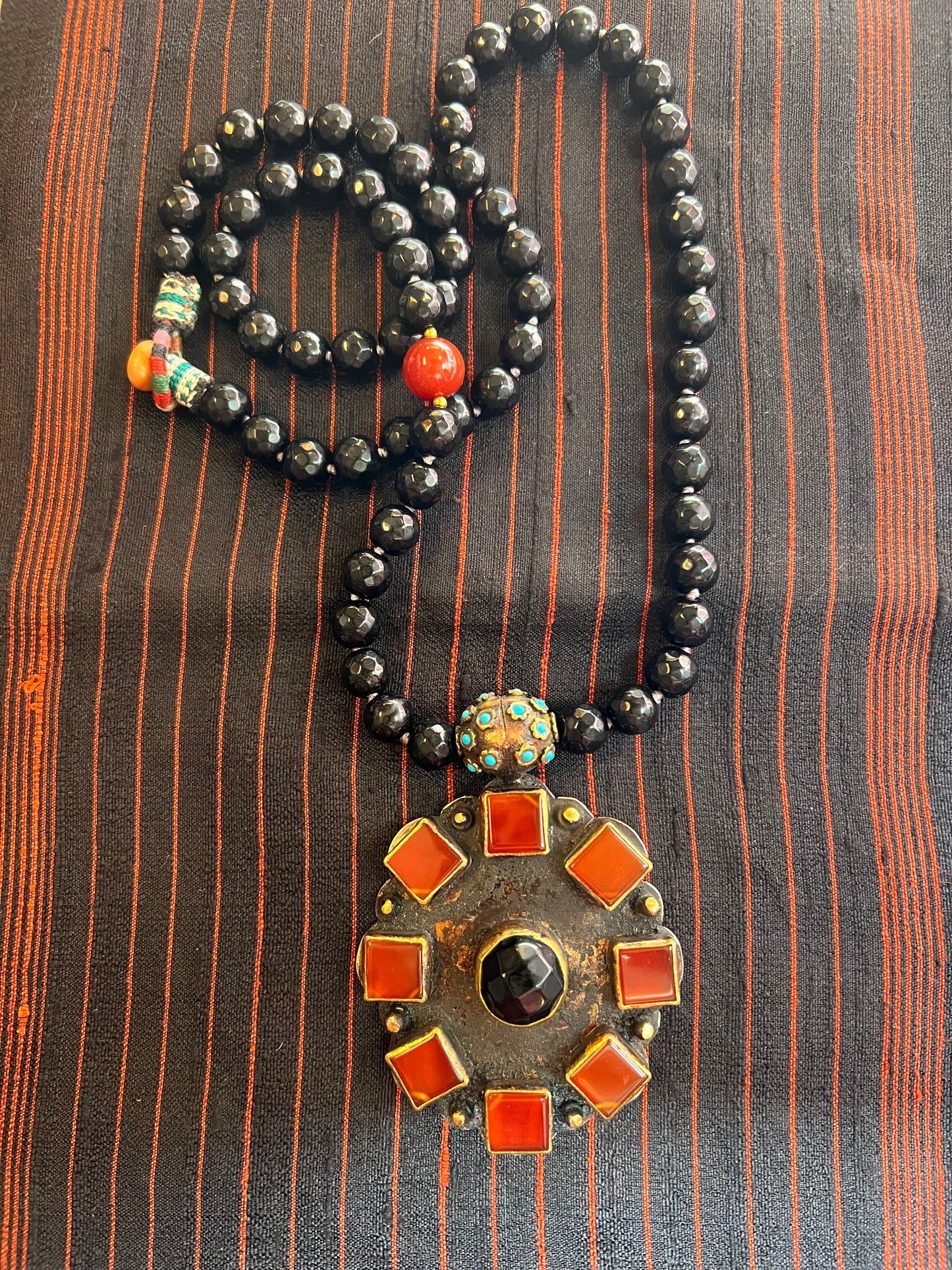 CARNELIAN ZENA PENDANT & ONYX NECKLACE