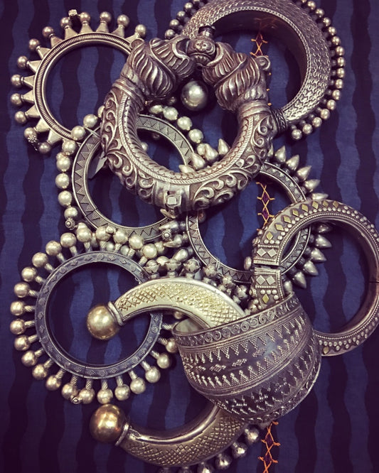 TRIBAL SILVER BANGLES