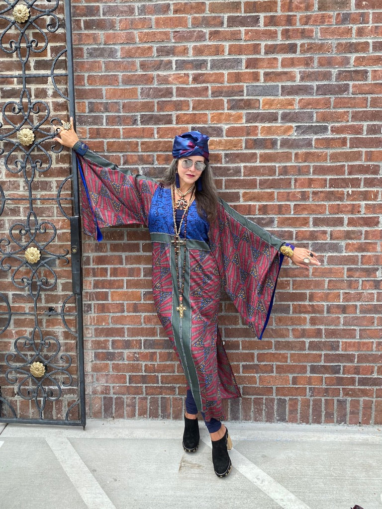 Caftan silky synthetic butterfly sleeves Andrea Serrahn Serrahna