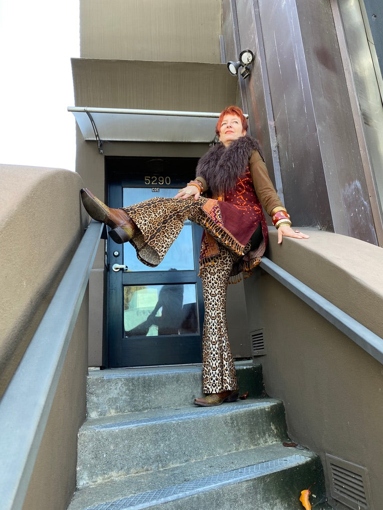 LEOPARD STRETCH FLARE PANTS