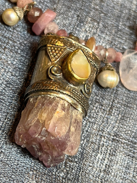MAGICAL QUARTZ AMETHYST NECKLACE
