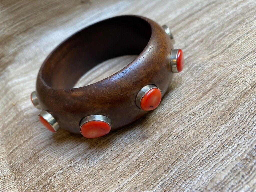 Red coral wood bangle Andrea Serrahn Serrahna