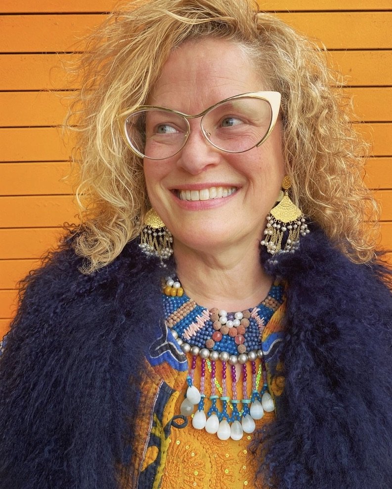 Collar necklace bead embroidery mosaic coral pearls spring textural Andrea Serrahn Serrahna