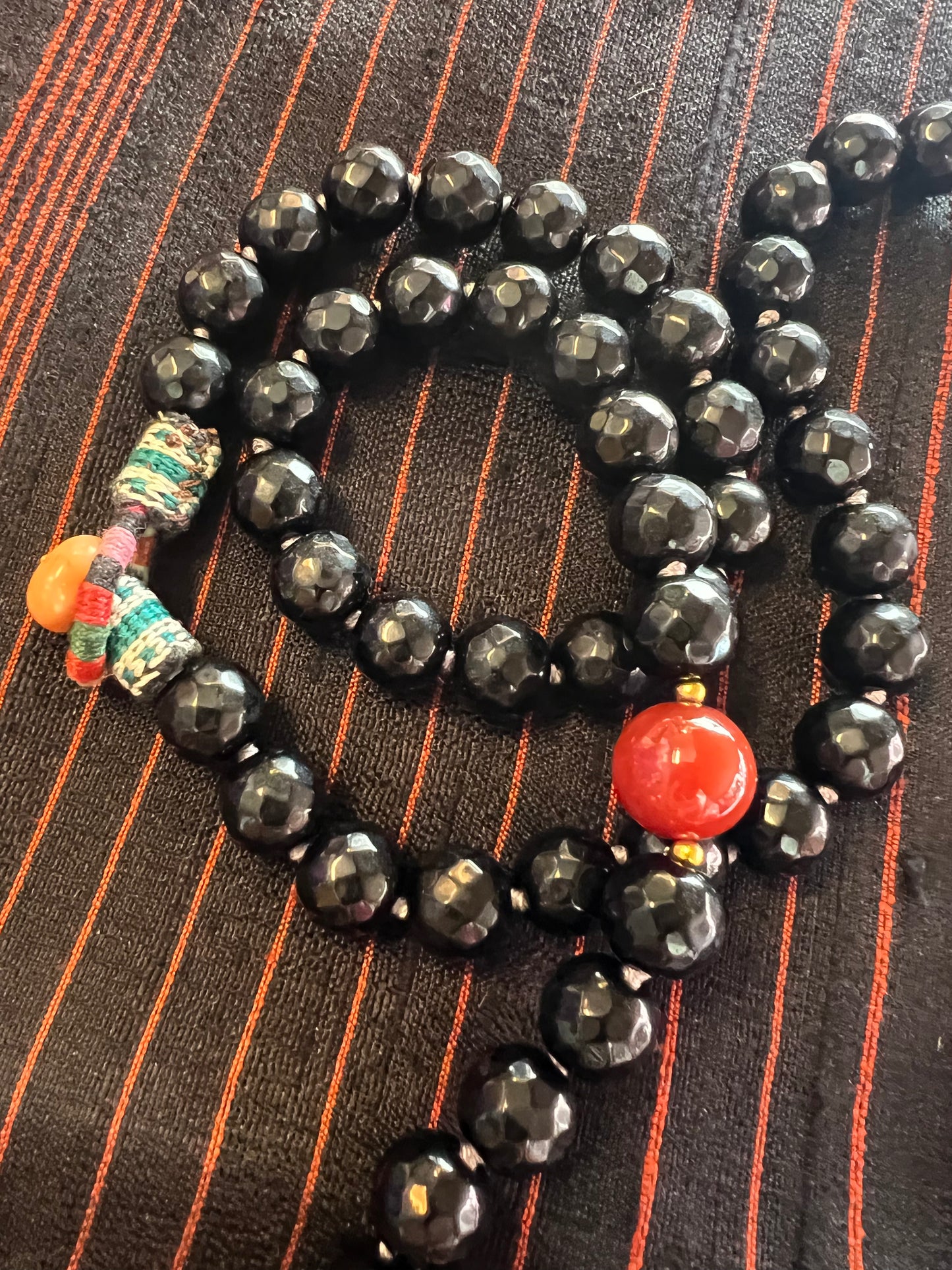 CARNELIAN ZENA PENDANT & ONYX NECKLACE