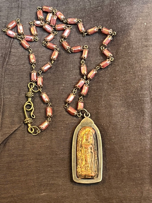 THAI BUDDHA & PEARL NECKLACE