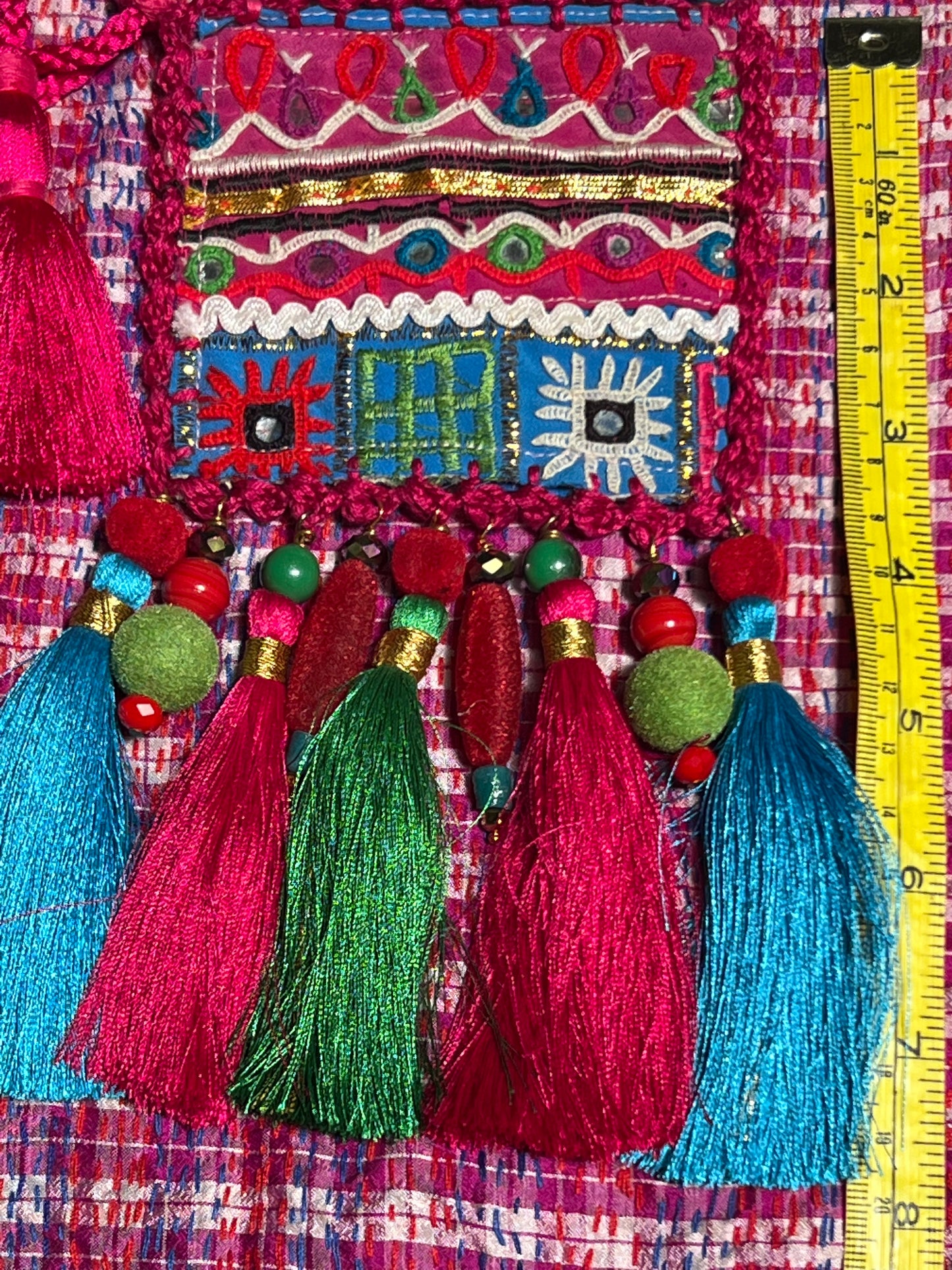 CHOLI TASSEL NECKPIECE