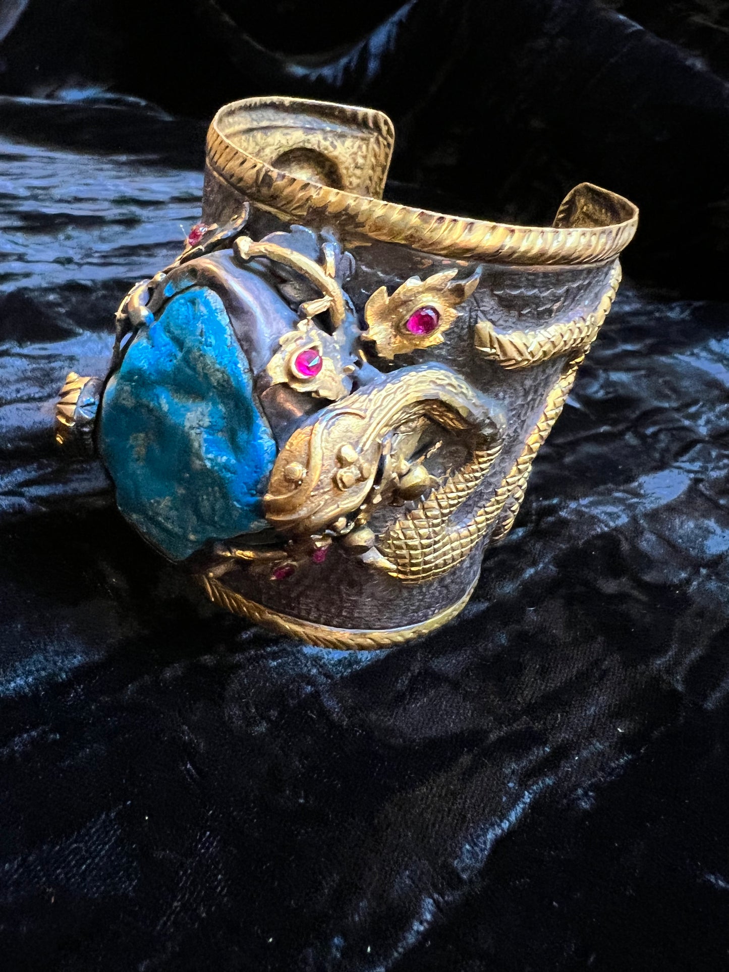 SASSURA & SUASA SERPENT SISTERS CUFF