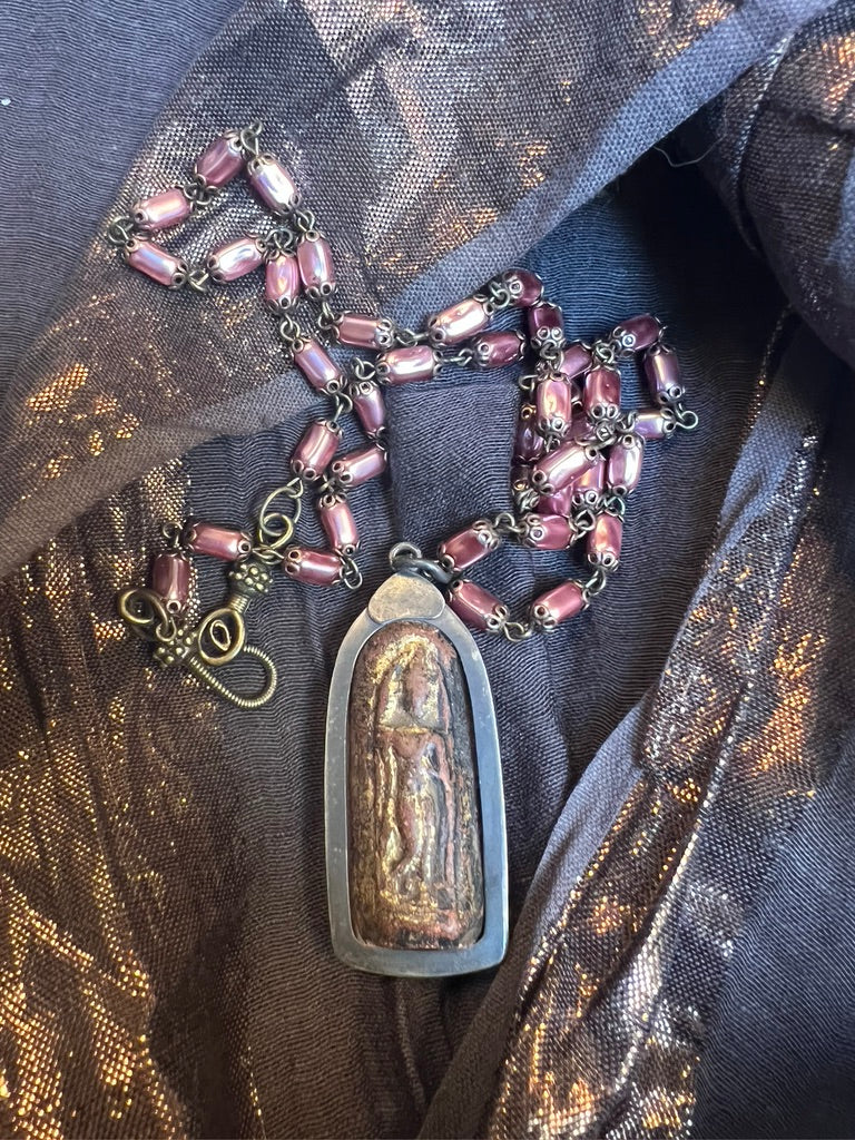 THAI BUDDHA & PEARL NECKLACE