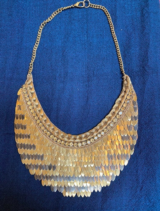 RBG INTRICATE METAL FISH SCALE YOKE BIB NECKLACE