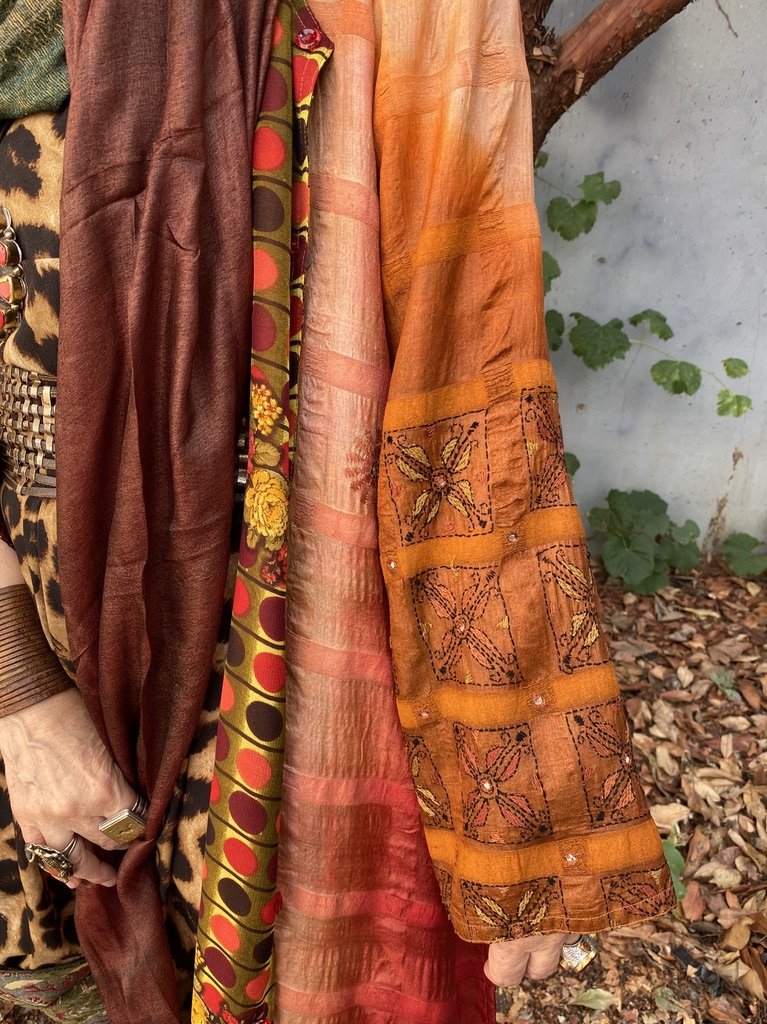 REVERSIBLE SARI DUSTER