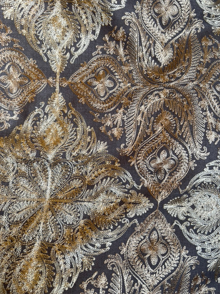 TAUPE EMBROIDERED PASHMINA
