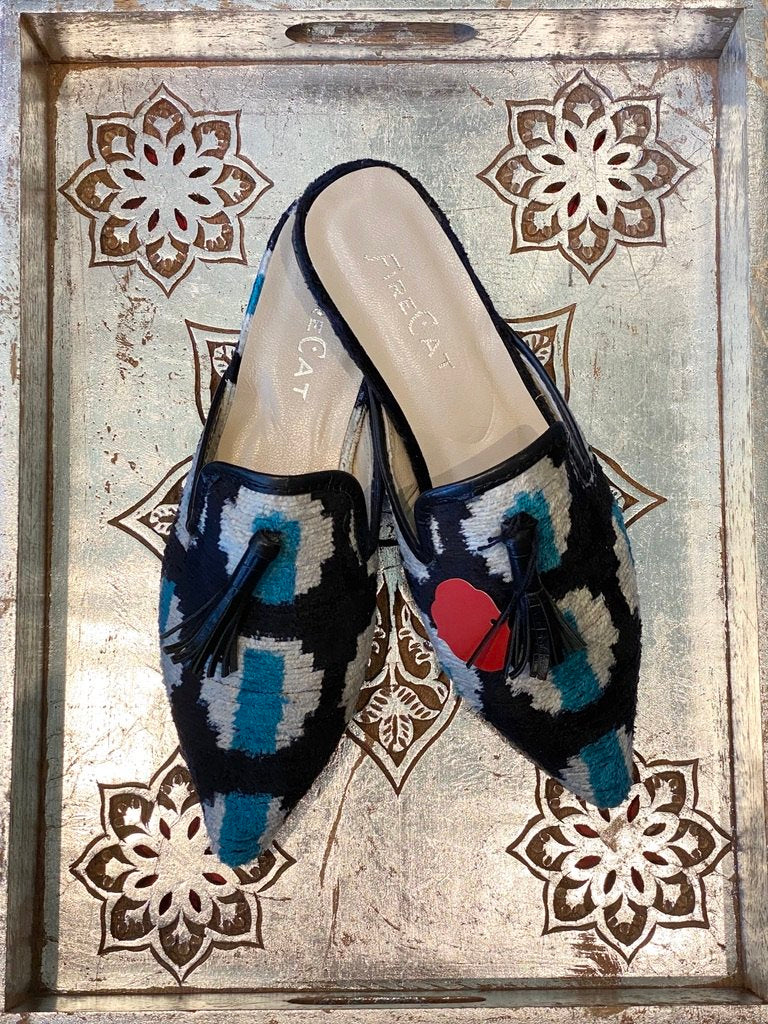 Silk velvet slides tassels Uzbeki Ikat Andrea Serrahn Serrahna