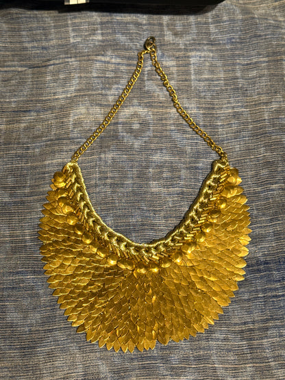 RBG INTRICATE METAL FISH SCALE YOKE BIB NECKLACE