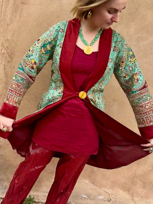 ROMANTIC GILDED AND EMBROIDERED SWING COAT