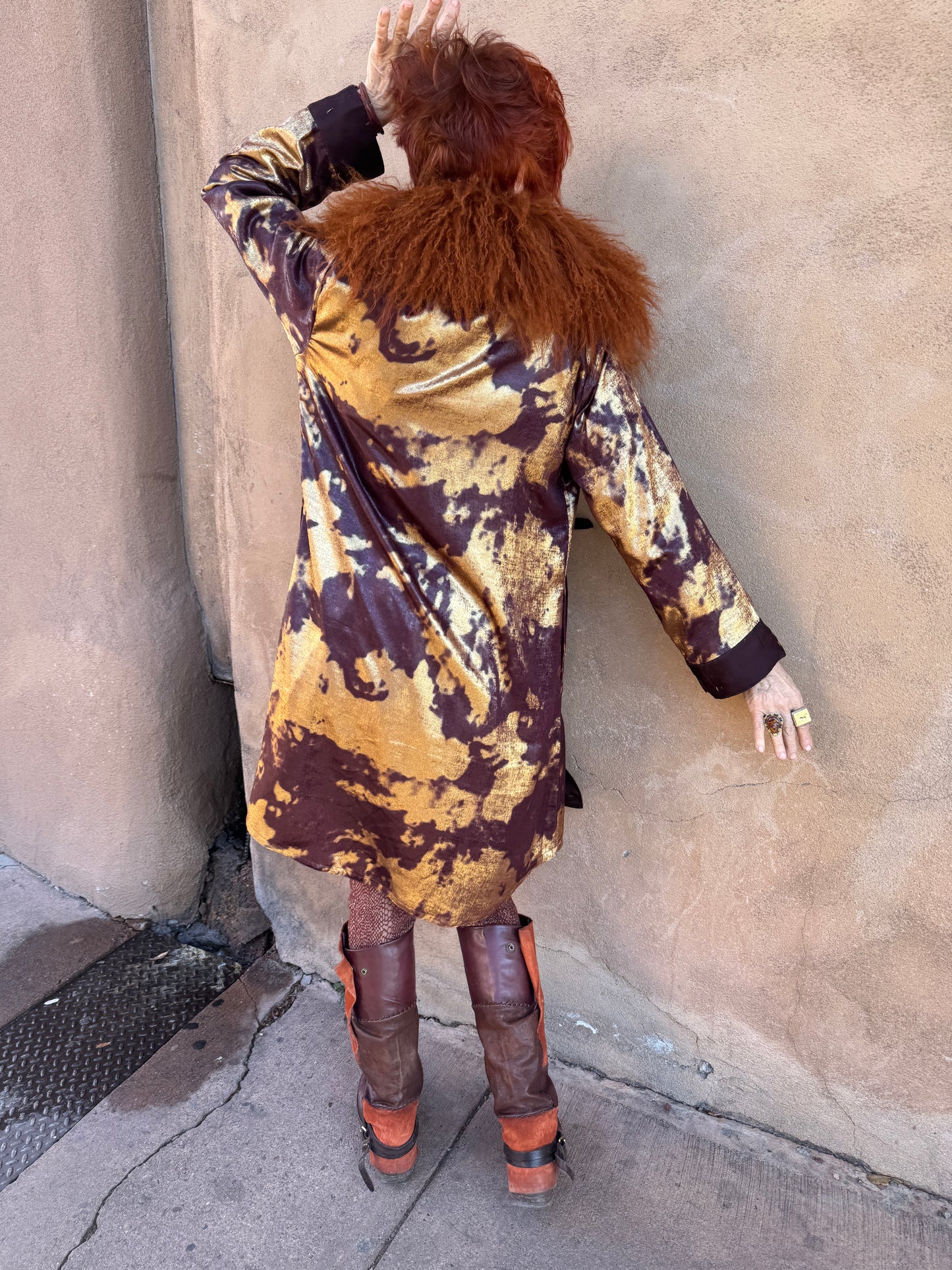 CHOCOLATE WINE GILDED CLOUD COAT