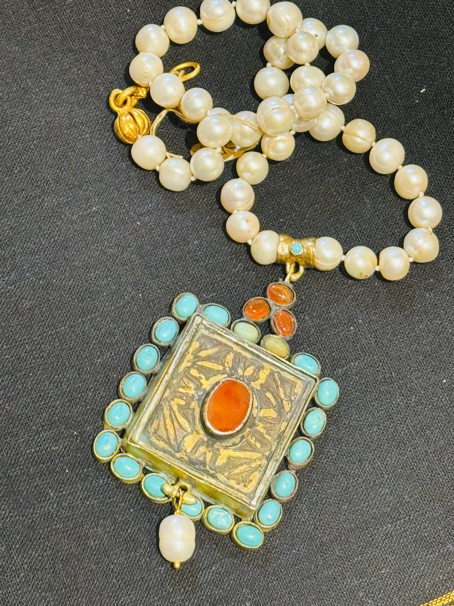 GEM ENCRUSTED BYZANTINE CROSS HAND KNOTTED PEARLS NECKLACE