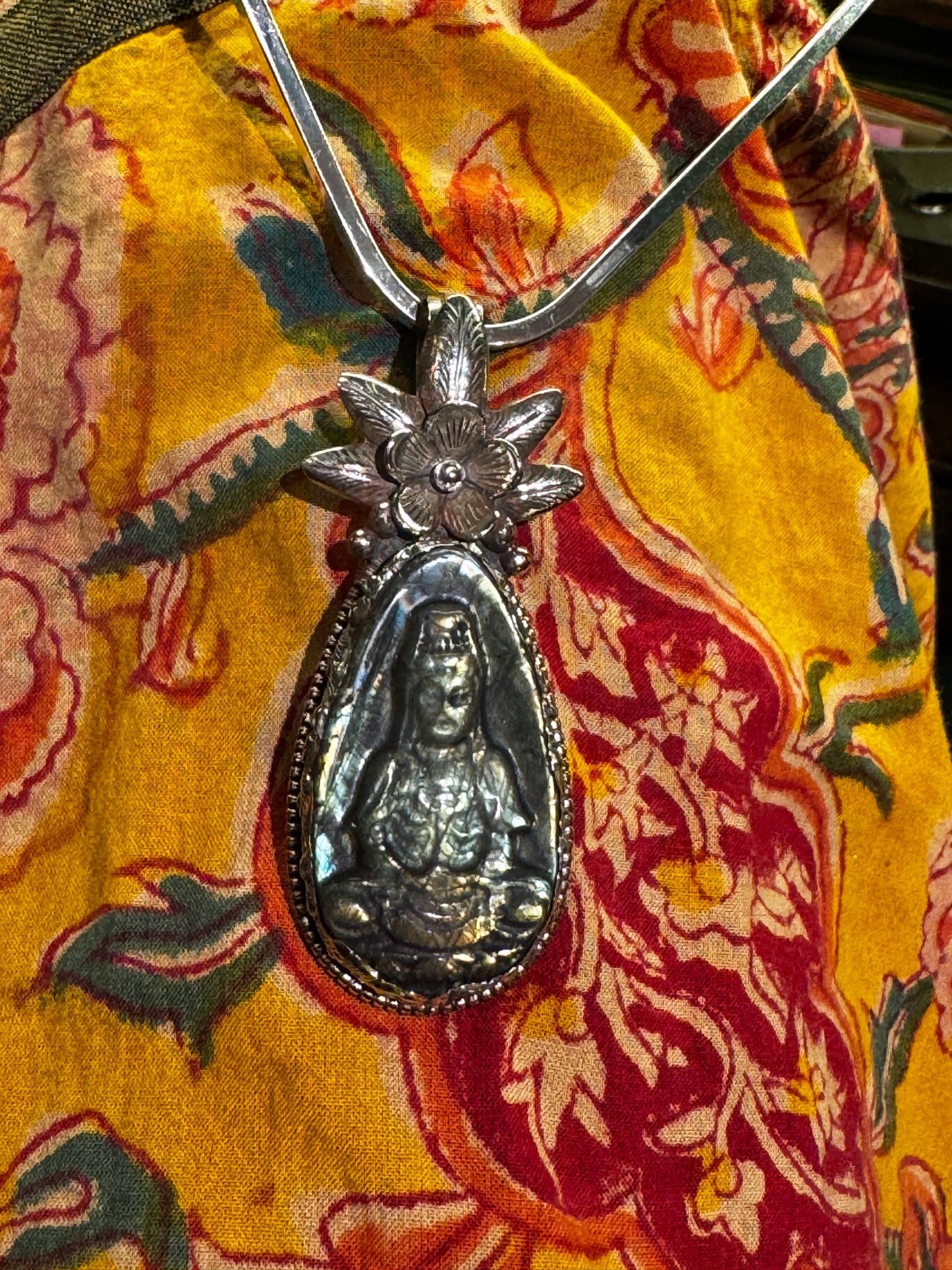 QUAN YIN HAND CARVED LABRADORITE PENDANT COLLAR NECKLACE