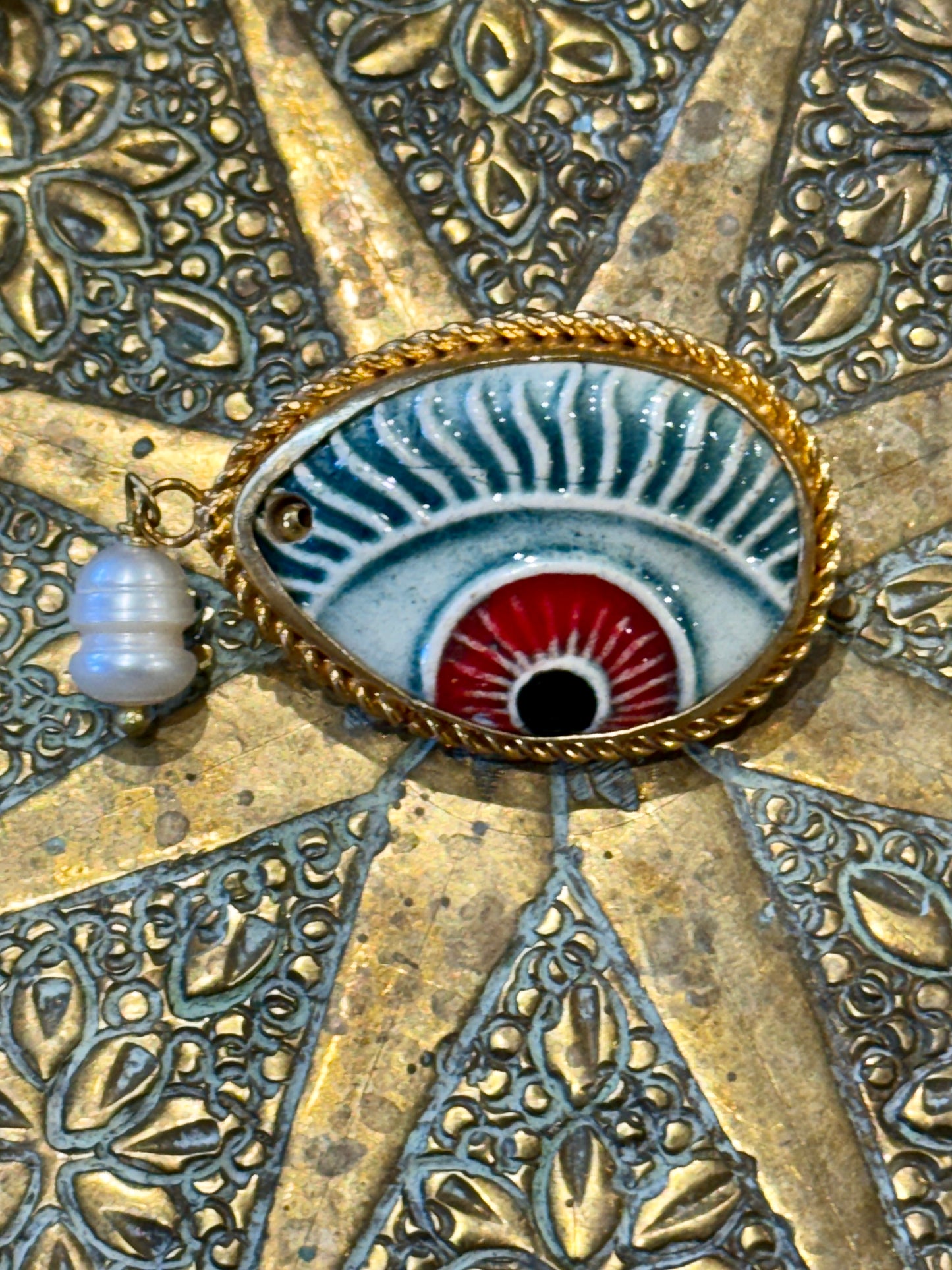 I’VE GOT AN EYE ON YOU BROOCHES