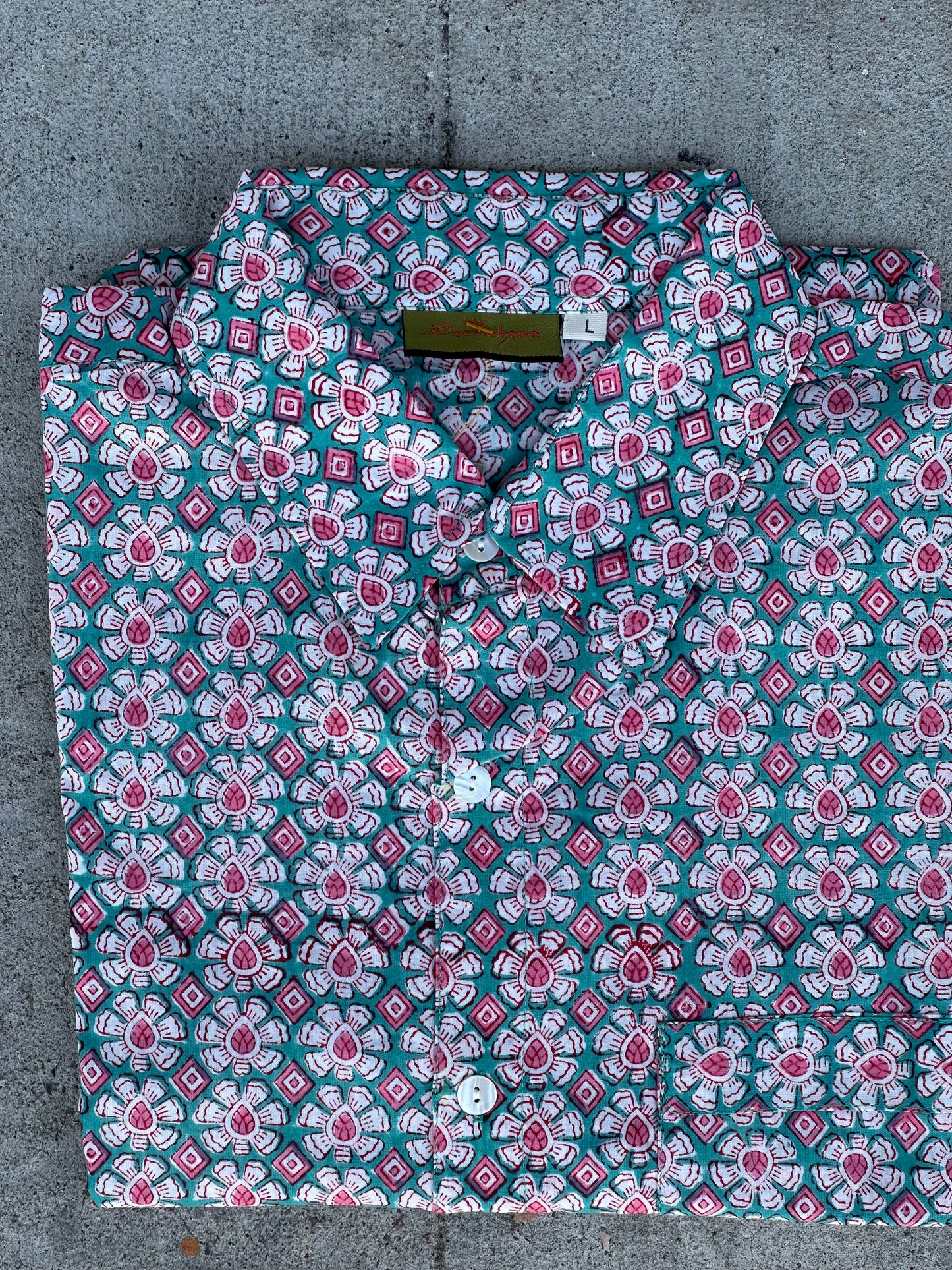 BLOCK PRINT MENS SHIRT Size XL Only