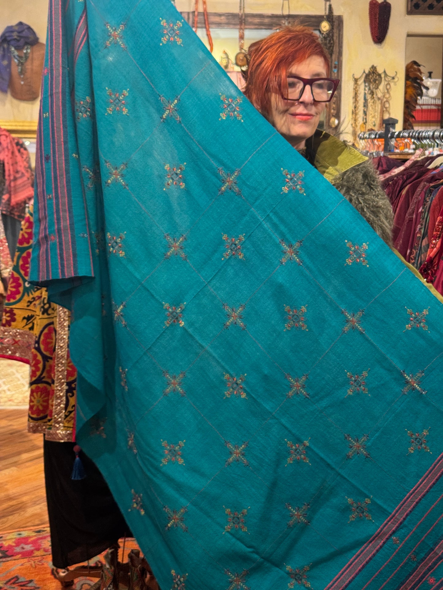 MASTERPIECE TEAL HAND-LOOMED SOOF WOOL SHAWL