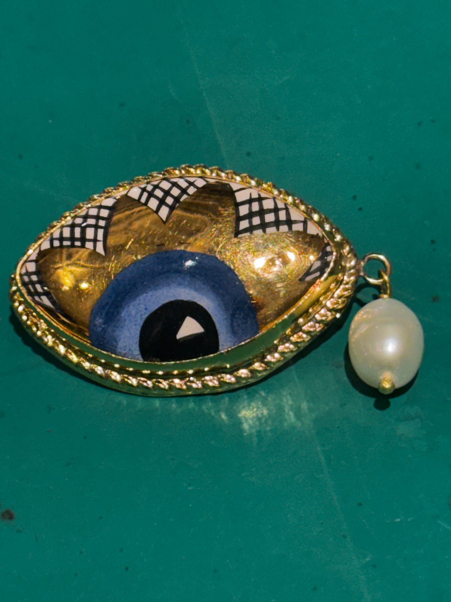 I’VE GOT AN EYE ON YOU BROOCHES