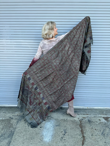 GREY GARDENS SILK SHAWL