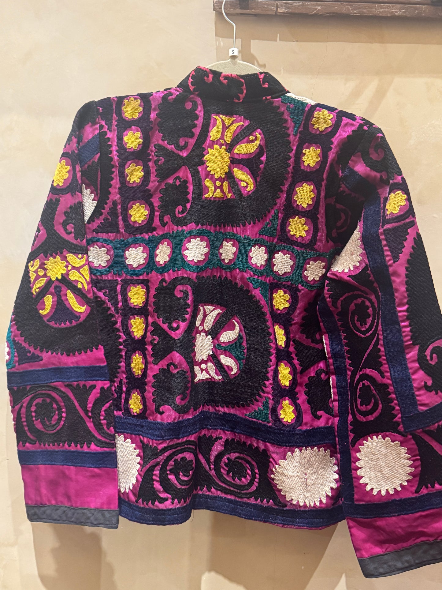 MAGENTA SUZANI ROYALE JACKET