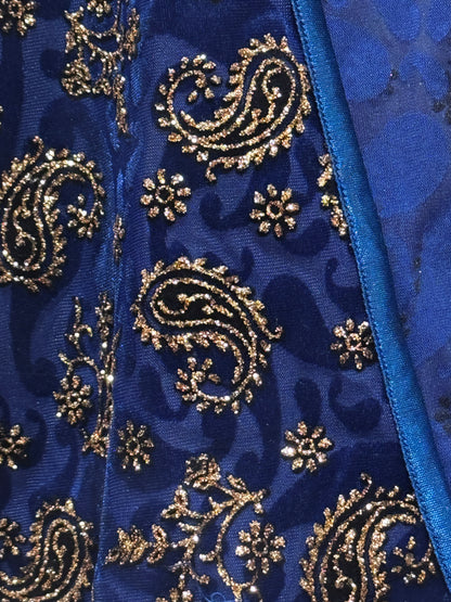 GILDED PAISLEY STRETCH VELVET SHRUG