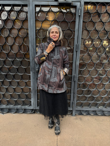 STORMY NIGHT TRENCH COAT