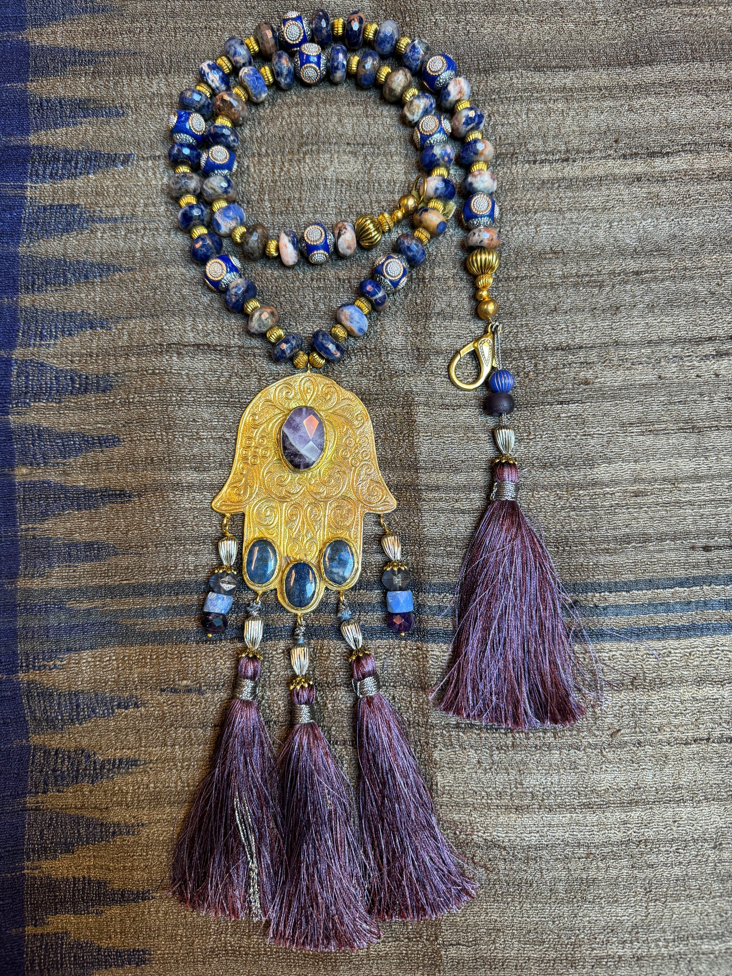 HAMSA ROCKSTAR NECKPIECE