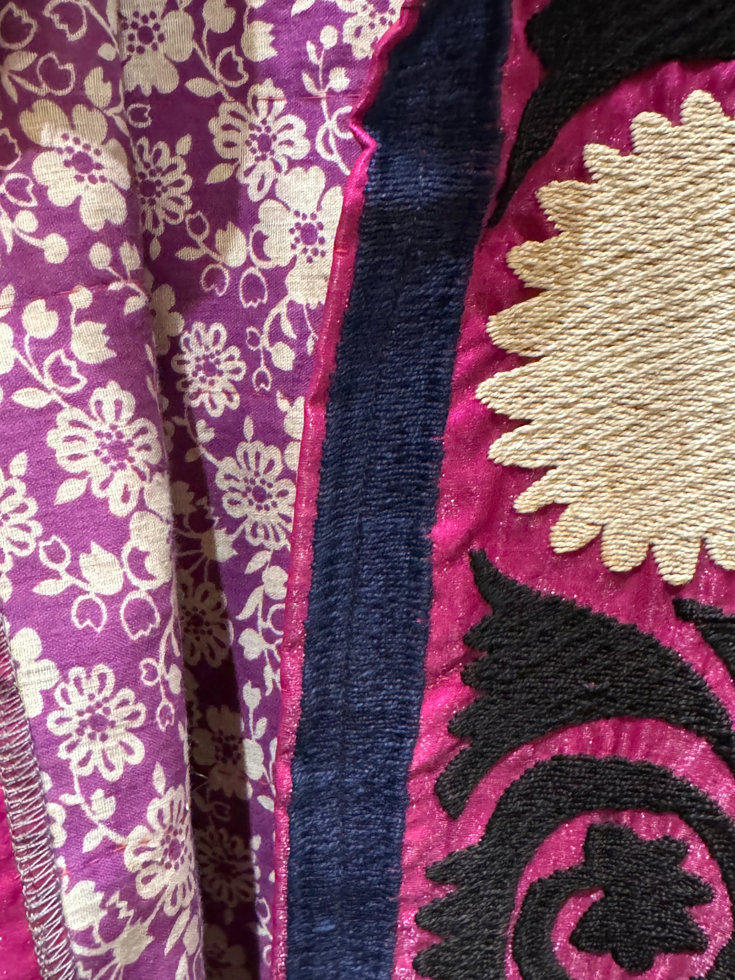 MAGENTA SUZANI ROYALE JACKET