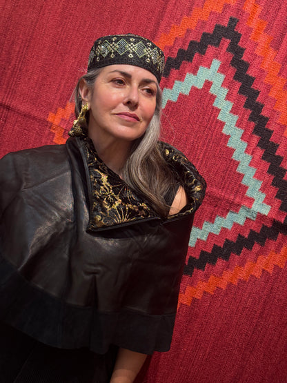 BLACK LEATHER CAPELET