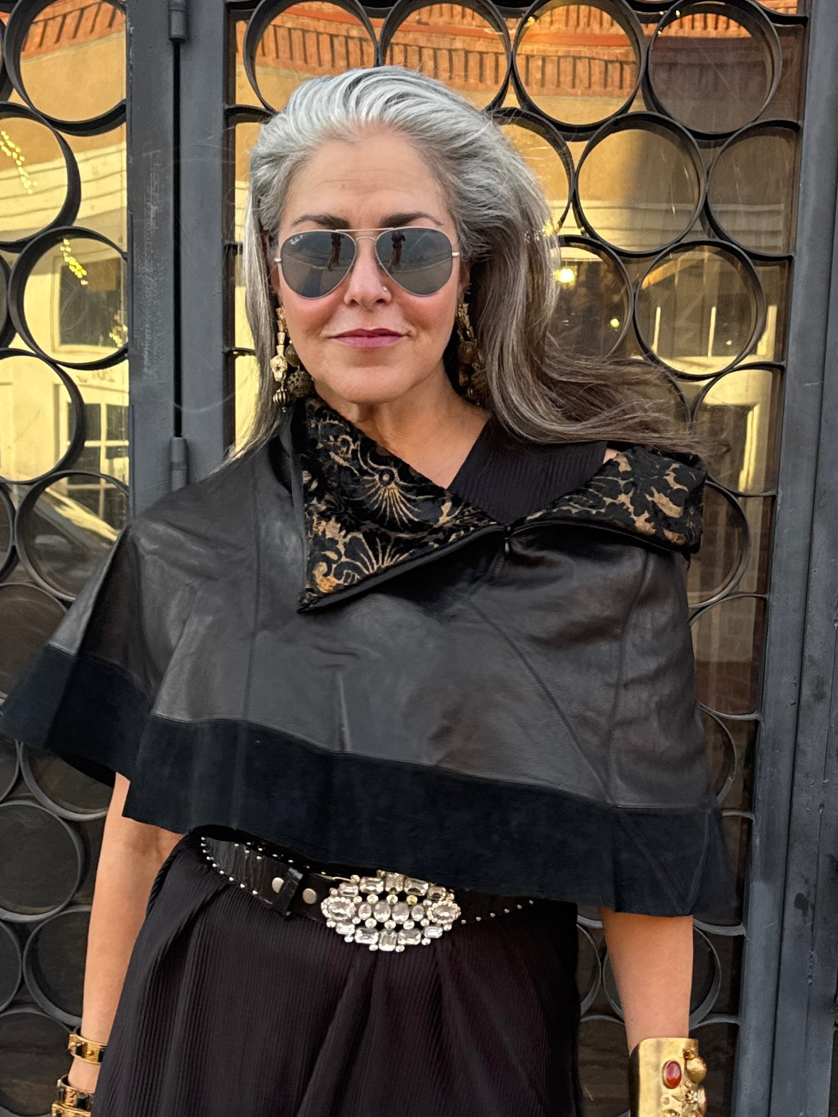 BLACK LEATHER CAPELET