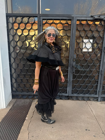 BLACK LEATHER CAPELET