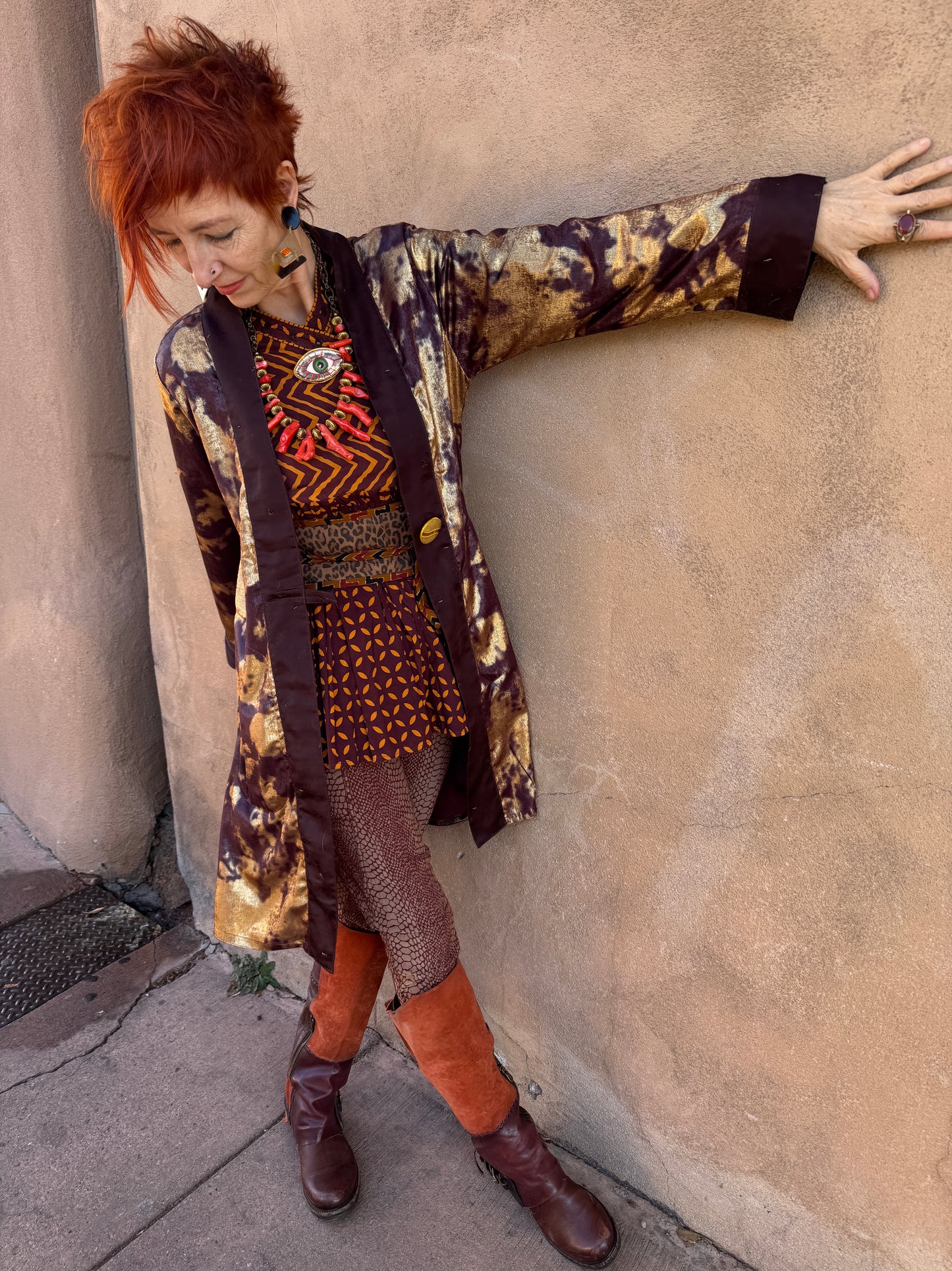 CHOCOLATE WINE GILDED CLOUD COAT