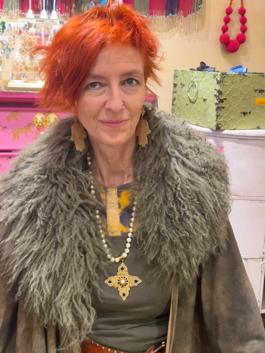 CRUSTY CRUCIFIX PEARL NECKLACES