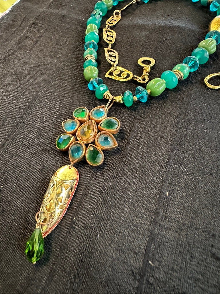 VERDANT DREAMS NECKLACE